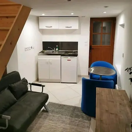 Maisonnette Provns Nyaraló *